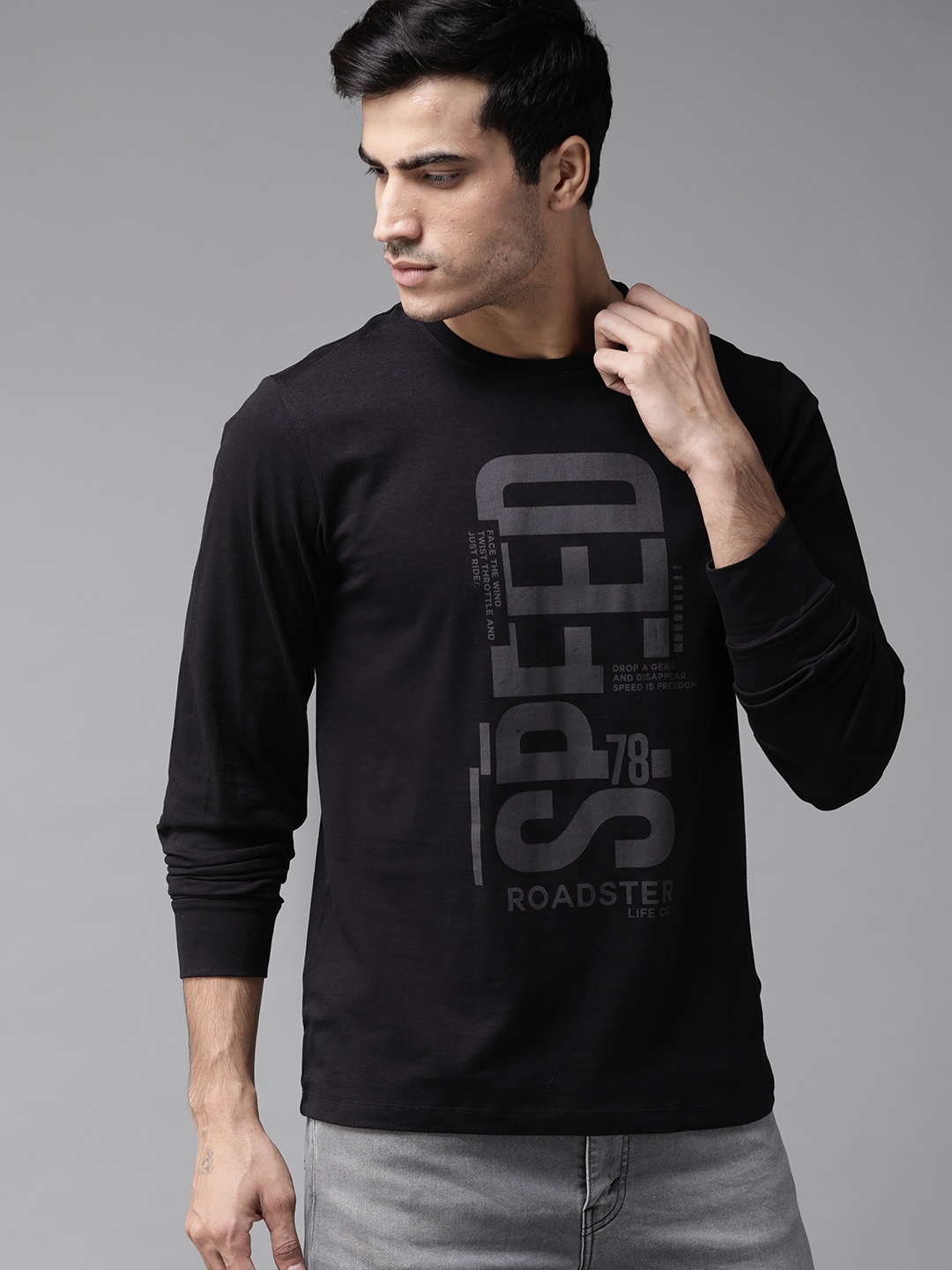 

The Roadster Lifestyle Co Men Black & Charcoal Grey Printed Round Neck T-shirt