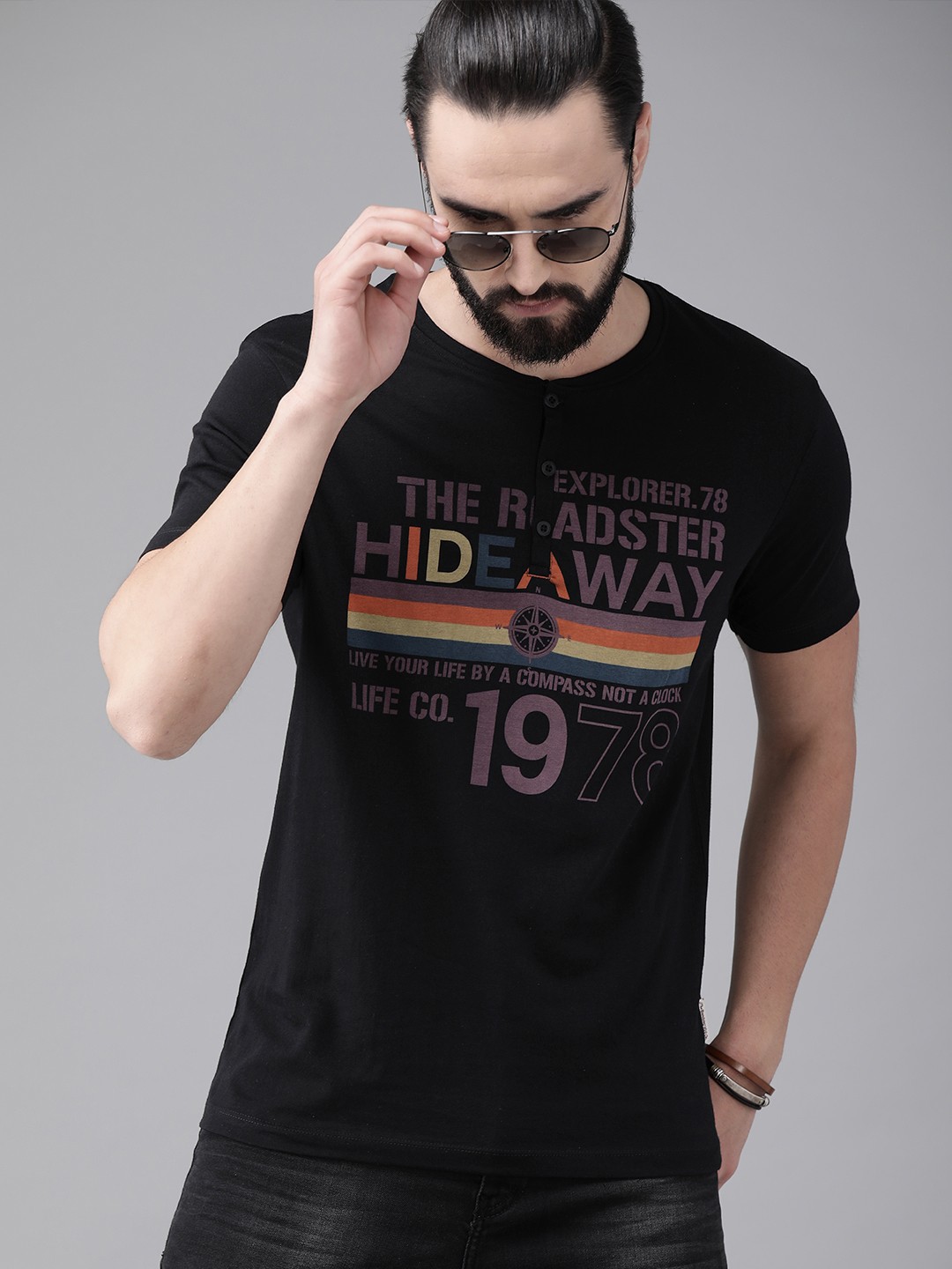 

The Roadster Lifestyle Co Men Black Printed Round Neck Pure Cotton T-shirt