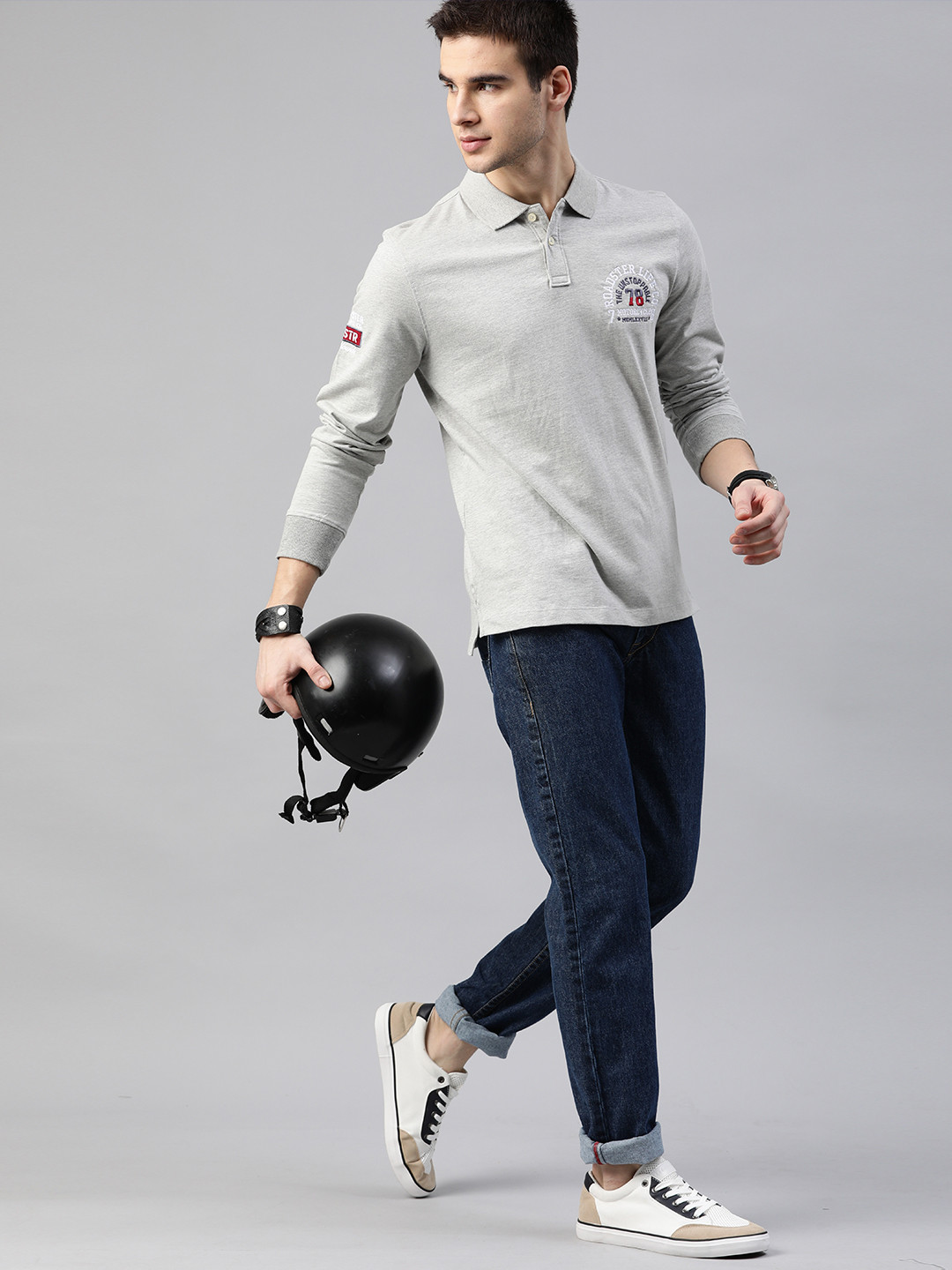

The Roadster Lifestyle Co Men Grey Solid Polo Collar T-shirt