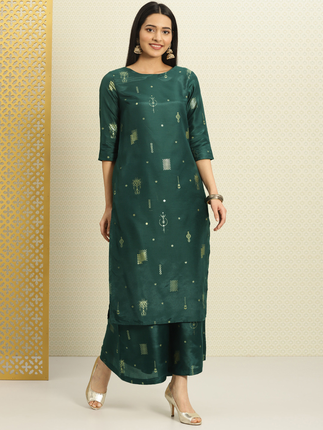 

House of Pataudi Women Green & Gold-coloured Printed Straight Kurta