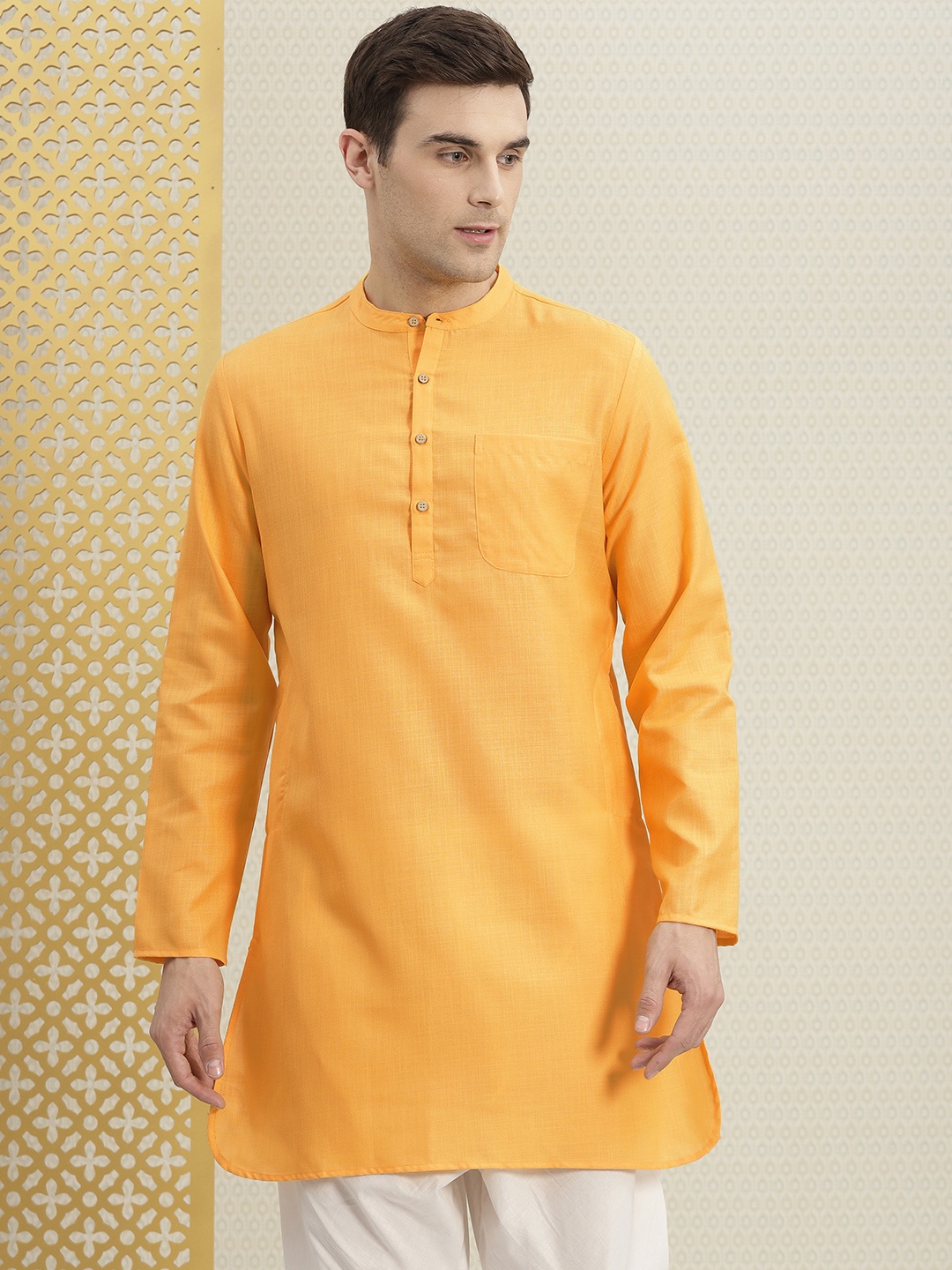 

House of Pataudi Men Yellow Solid Straight Kurta