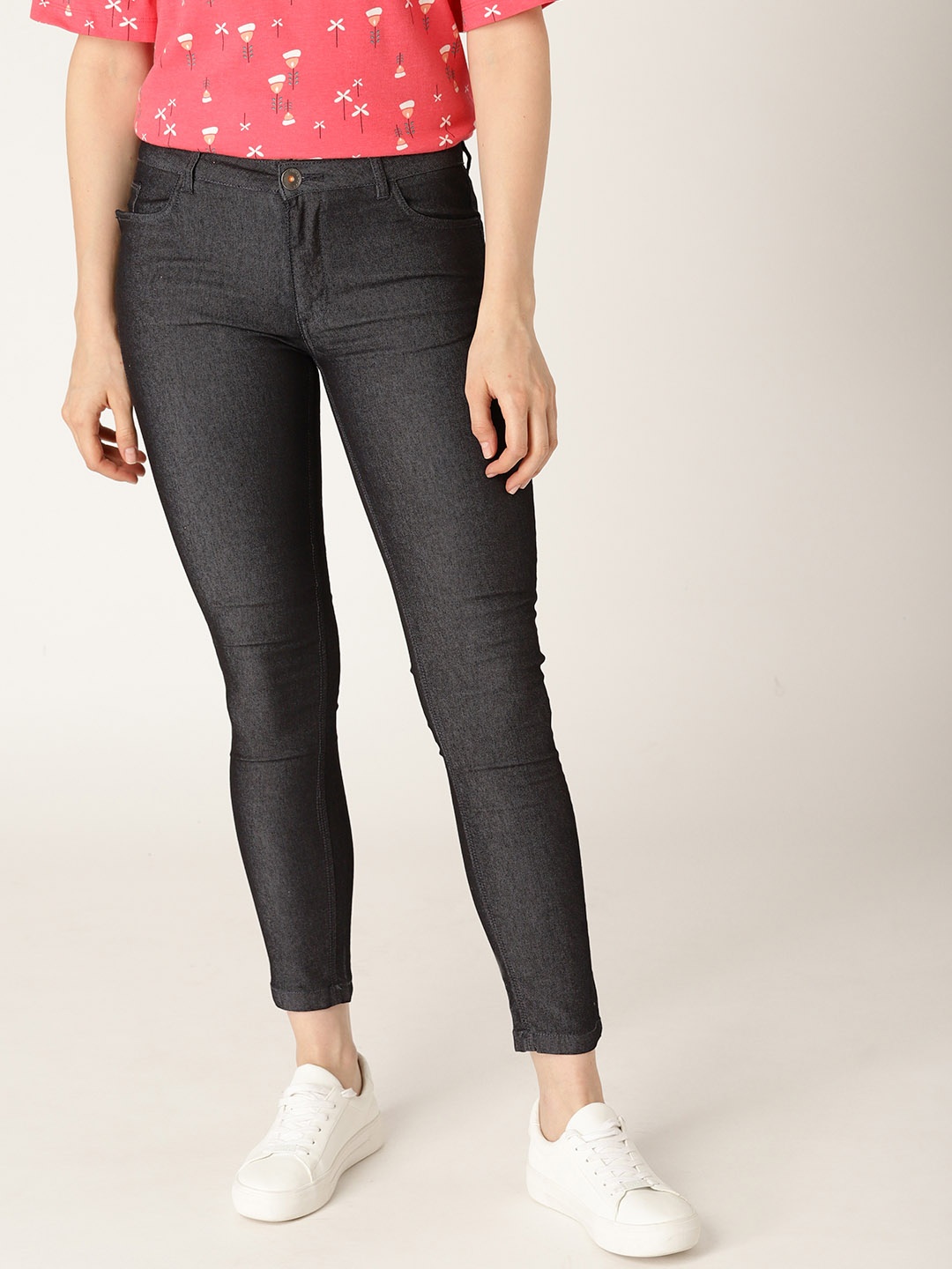 

United Colors of Benetton Charcoal Grey Slim Stretchable Jeans
