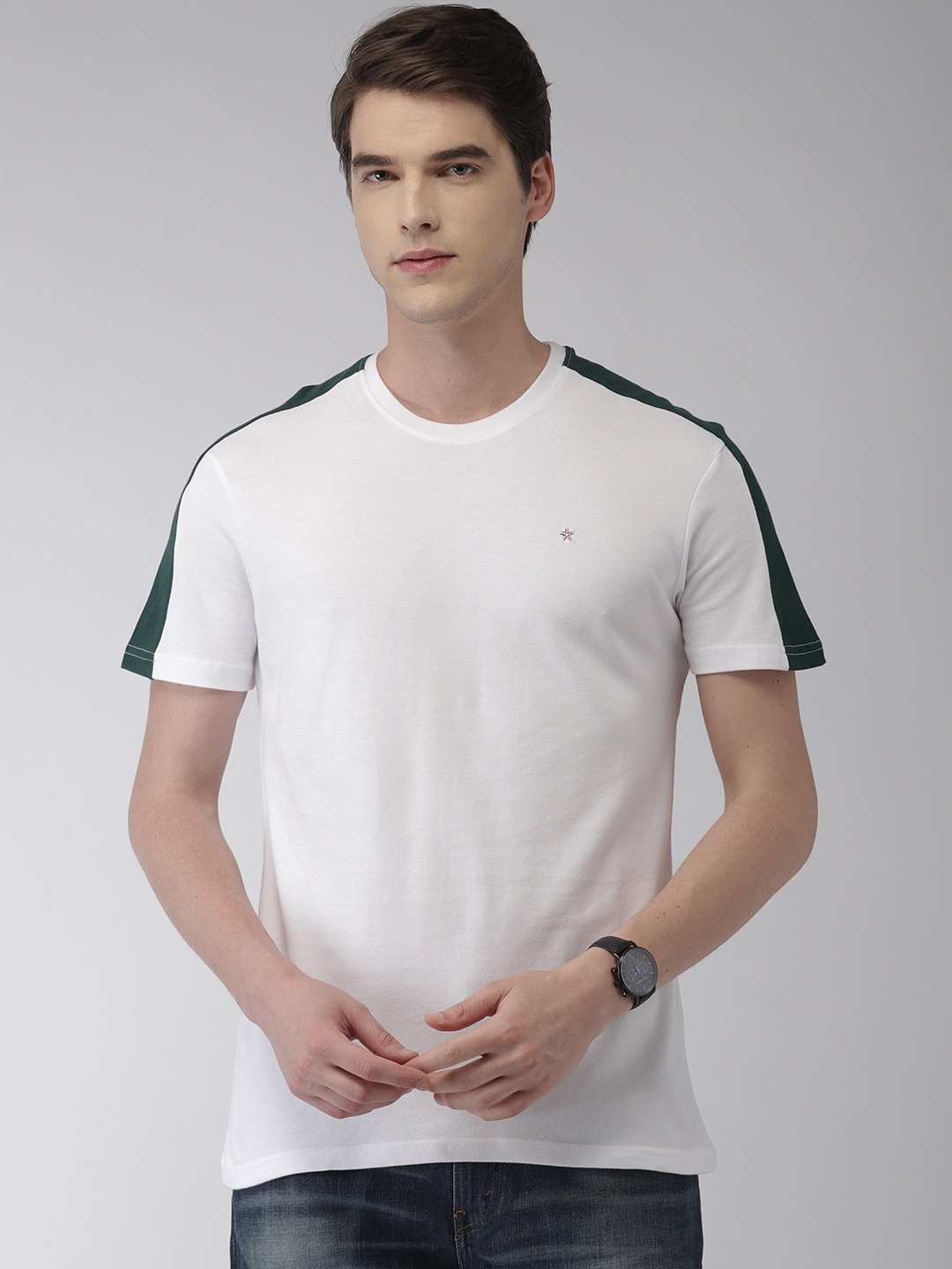 

Celio Men White Solid Round Neck Pure Cotton T-shirt