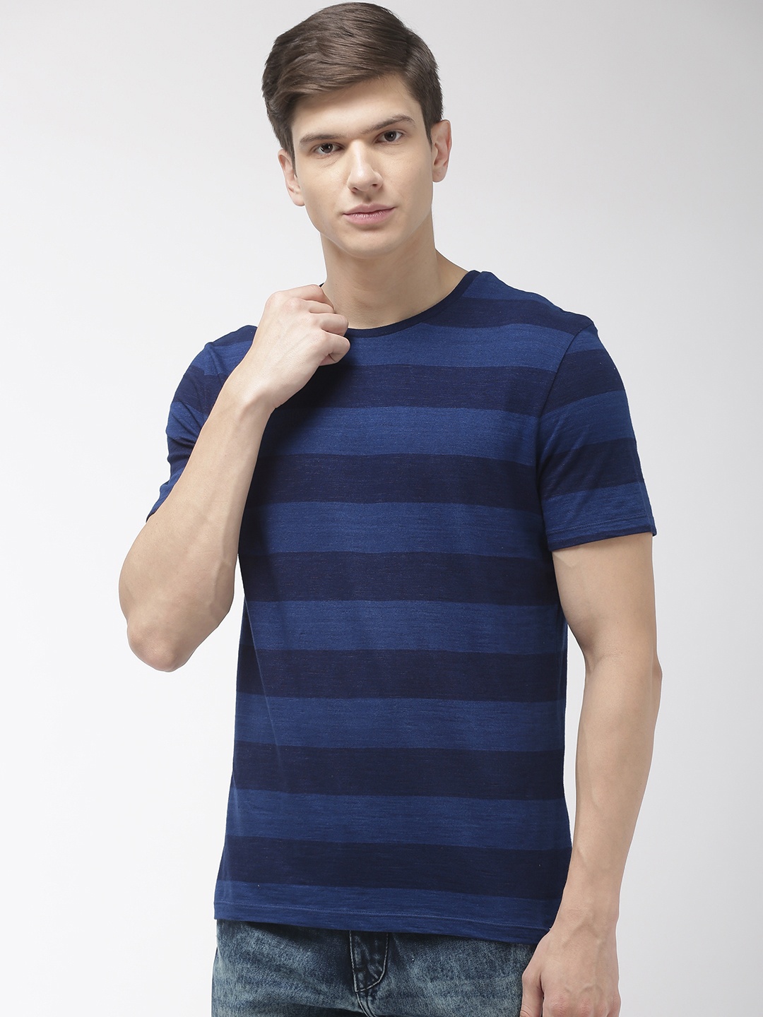 

Celio Men Blue Striped Round Neck Pure Cotton T-shirt