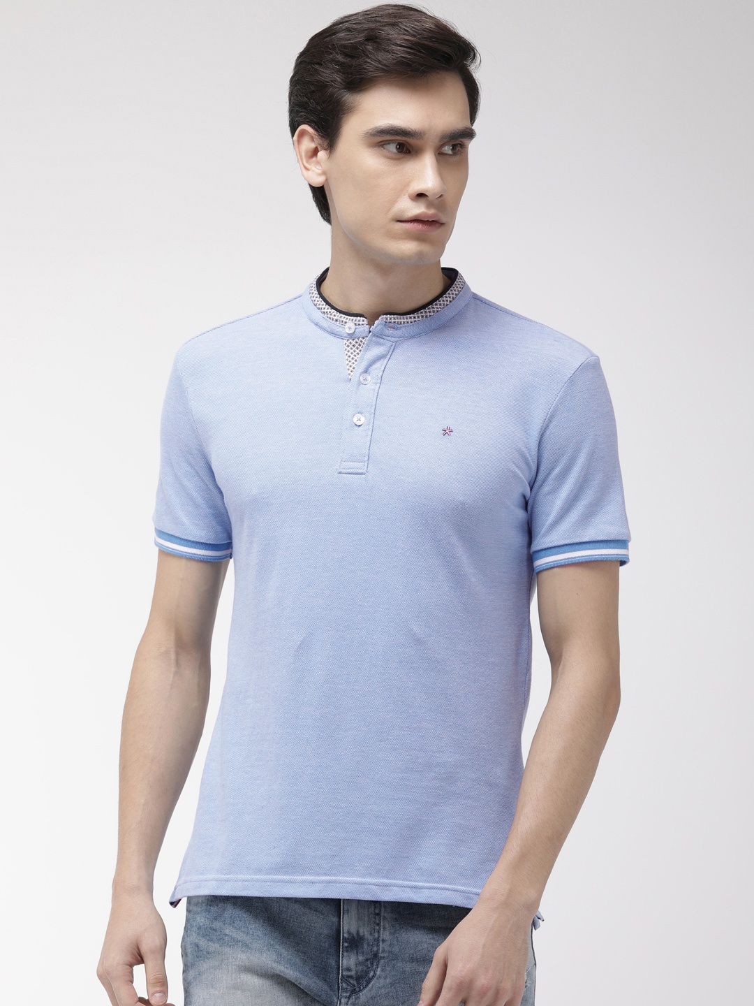 

Celio Men Blue Solid Mandarin Collar Pure Cotton T-shirt