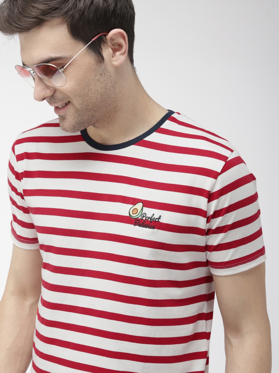 

Mast Harbour Men White Red Striped Round Neck Pure Cotton T-shirt