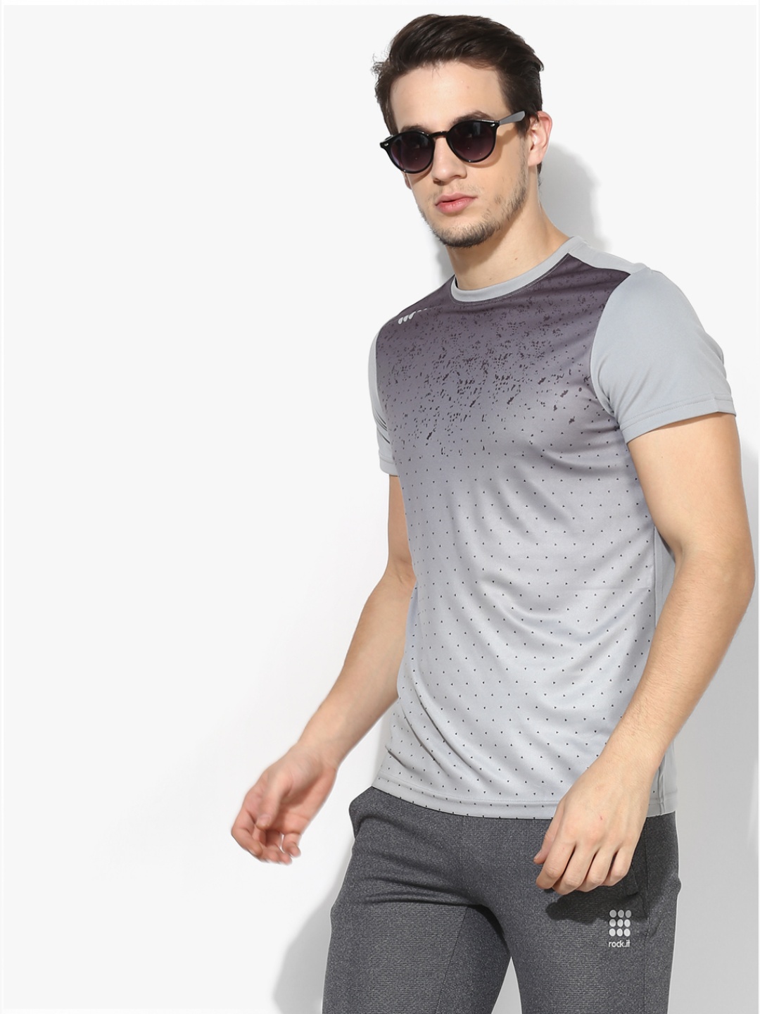 

Grey Round Neck T-Shirt
