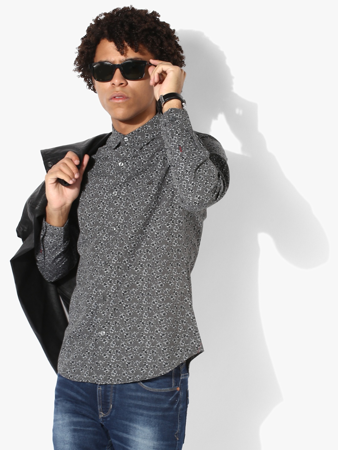 

Grey Printed Slim Fit Casual Shirt