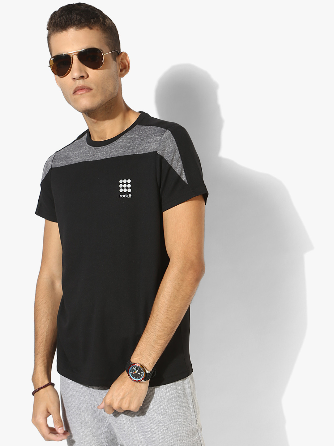 

Black Round Neck T-Shirt