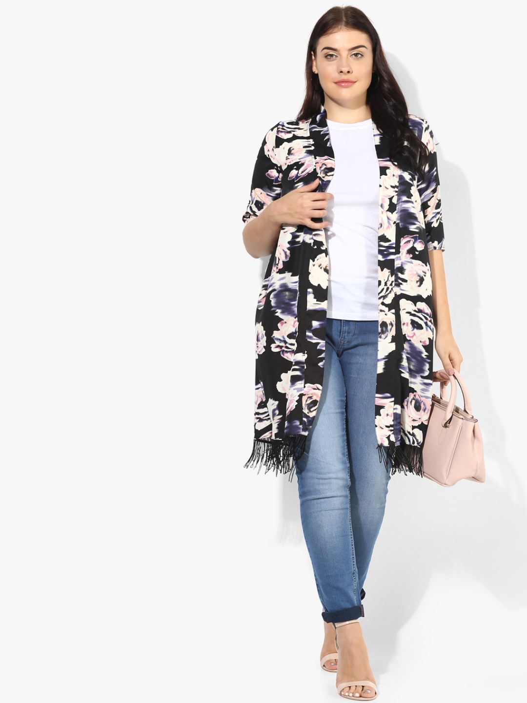 

Qurvii Plus Size Black Printed Open Front Shrug