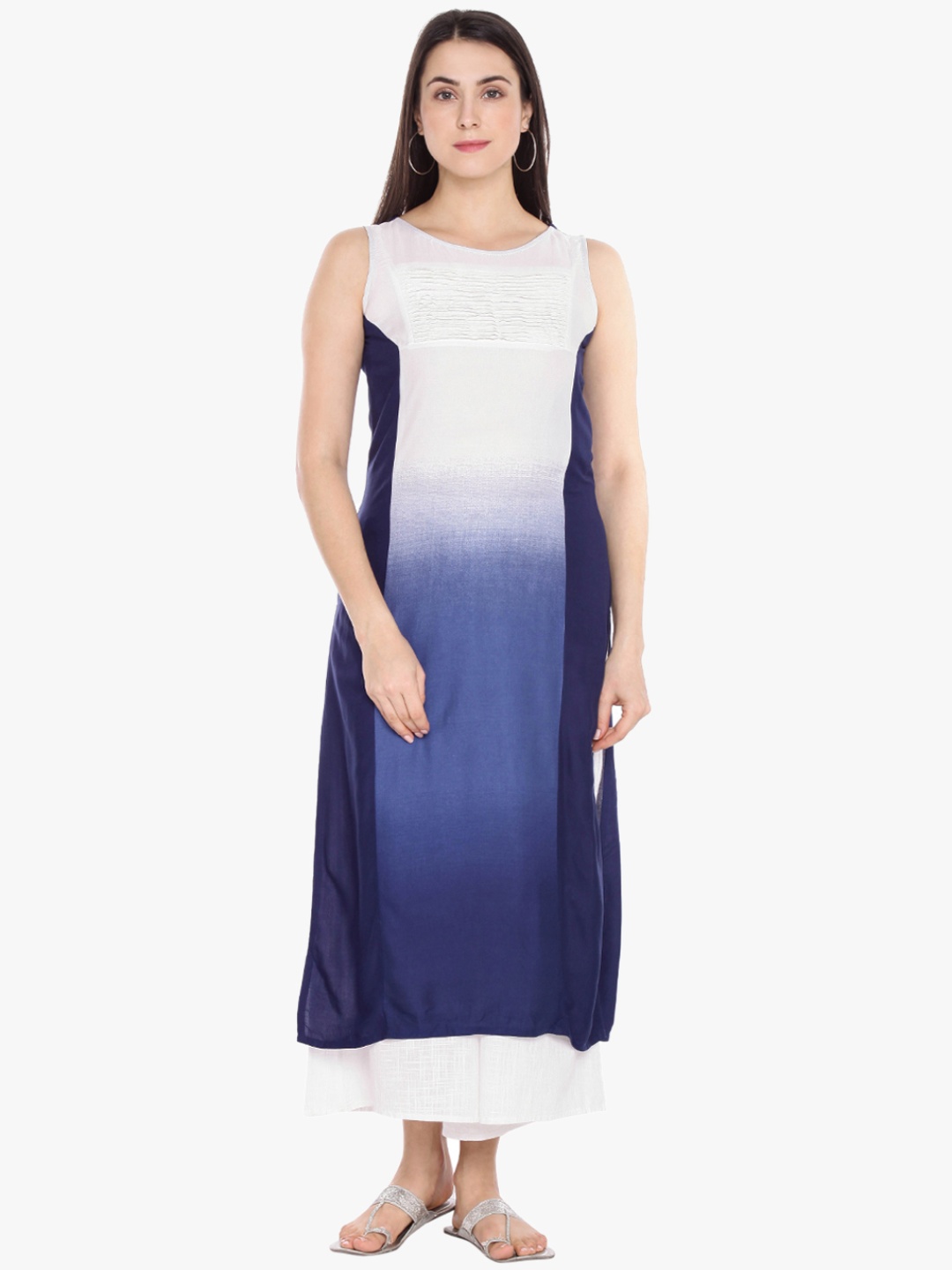 

RANGMANCH BY PANTALOONS Women White & Navy Blue Colourblocked Straight Kurta