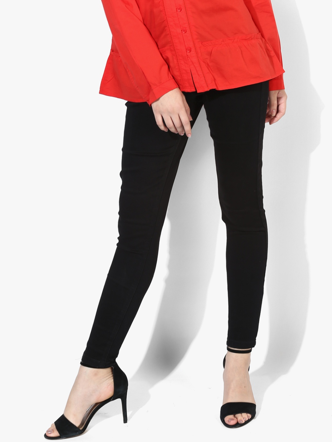

Black Solid Mid Rise Regular Fit Jeans