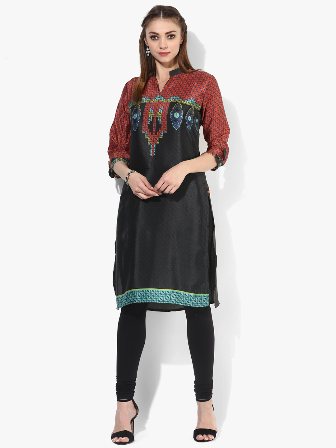 

Span Women Black & Red Printed Straight Kurta