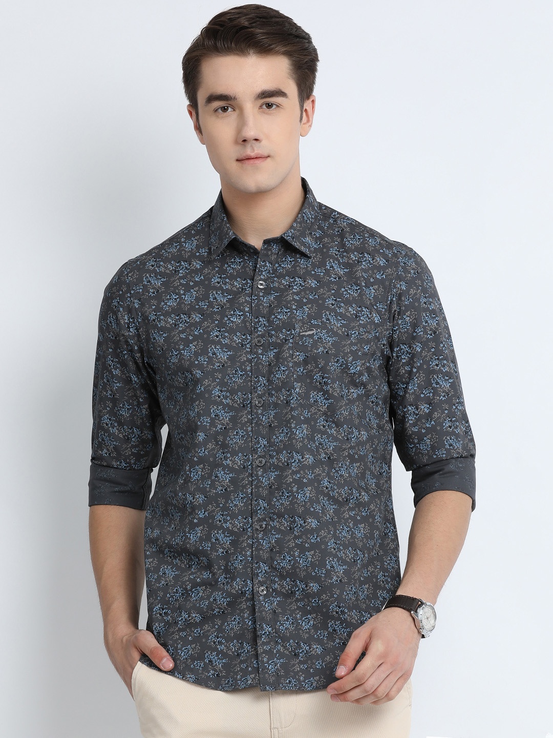 

Crocodile Men Grey Slim Fit Printed Casual Shirt