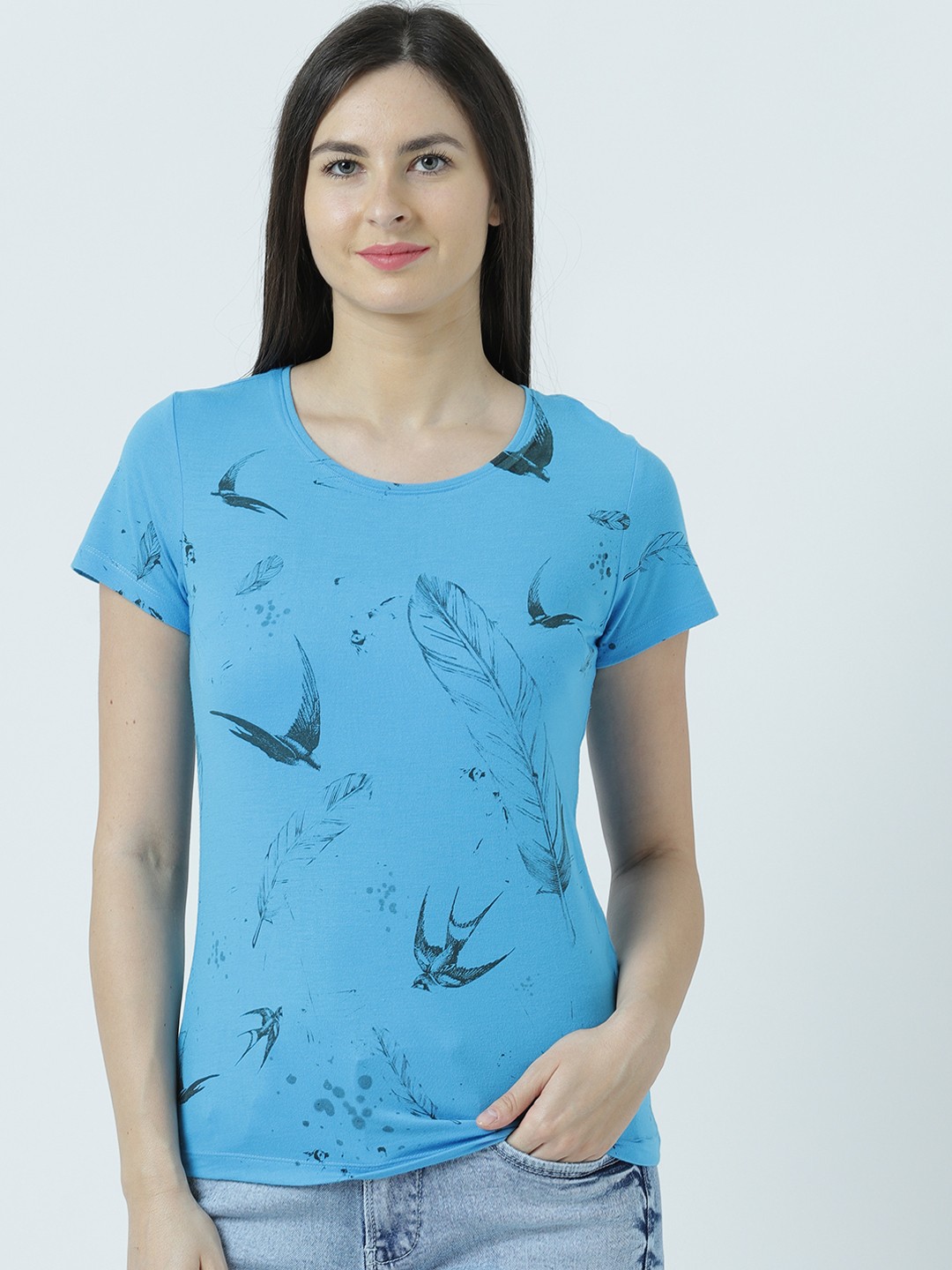 

Huetrap Women Turquoise Blue Printed Round Neck T-shirt