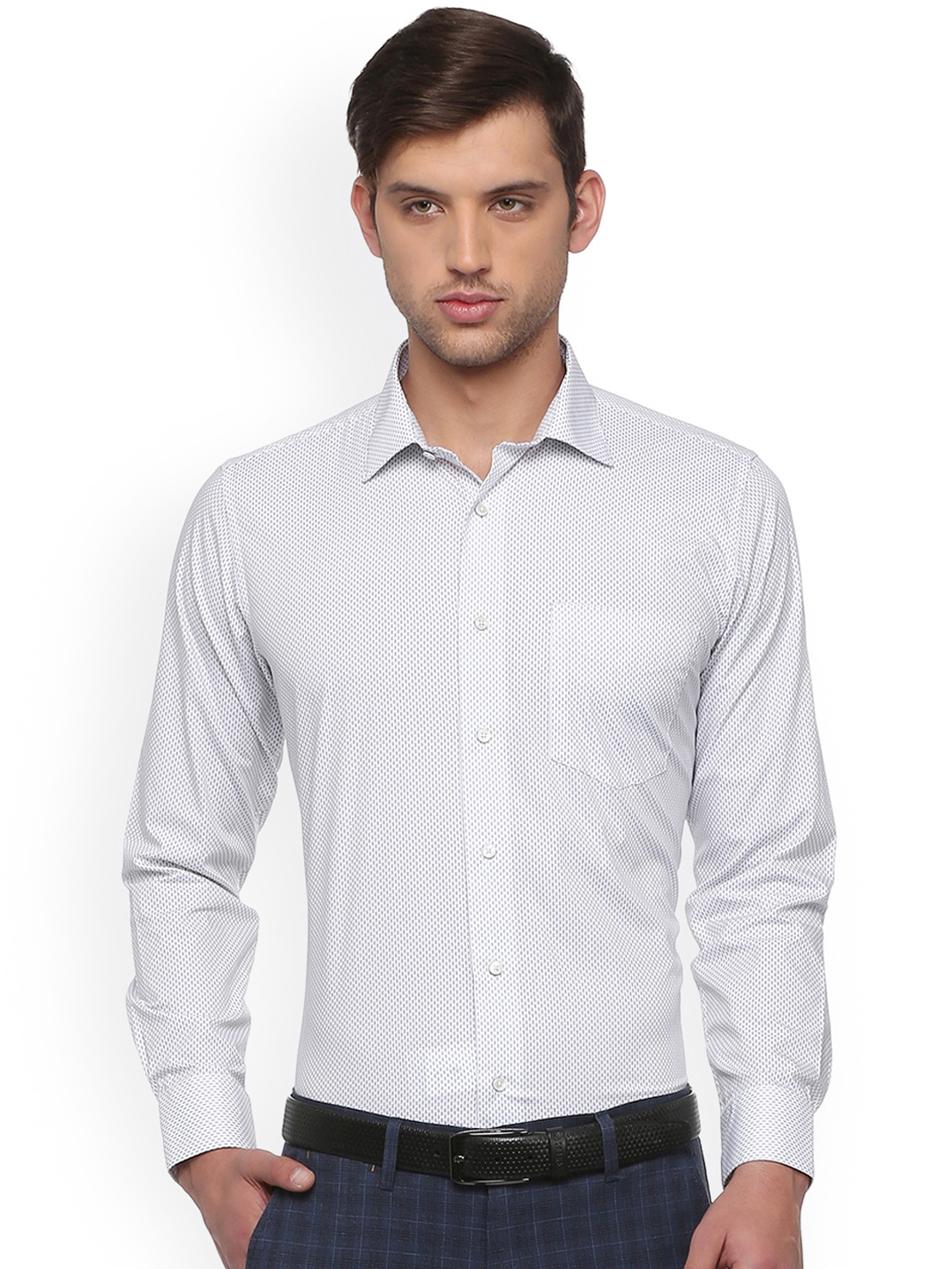

Van Heusen Men White Slim Fit Printed Formal Shirt