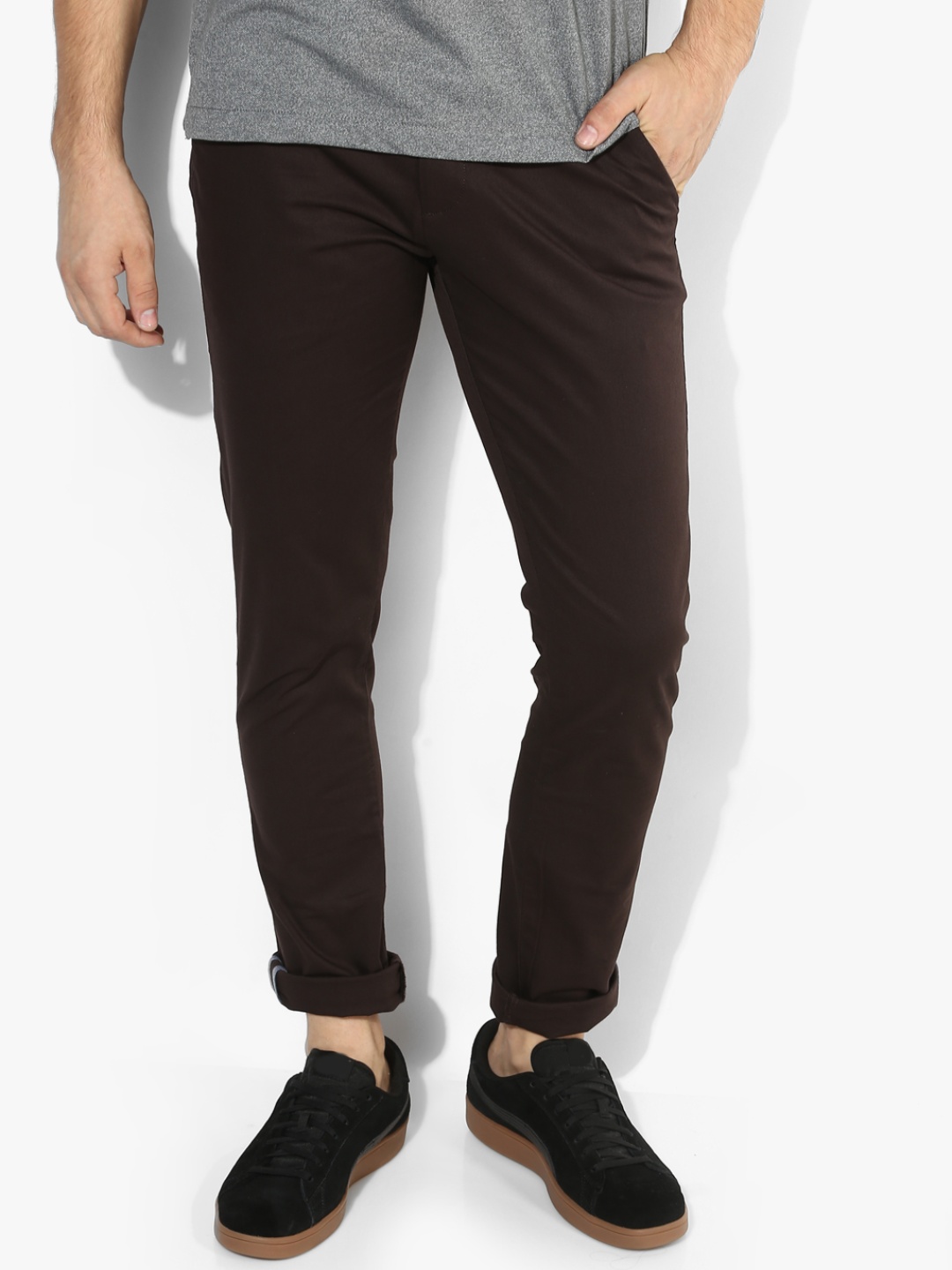 

Brown Solid Slim Fit Chinos