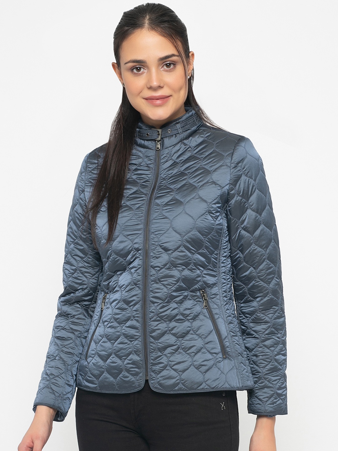 

Gipsy Women Grey Solid Quilted Jacket