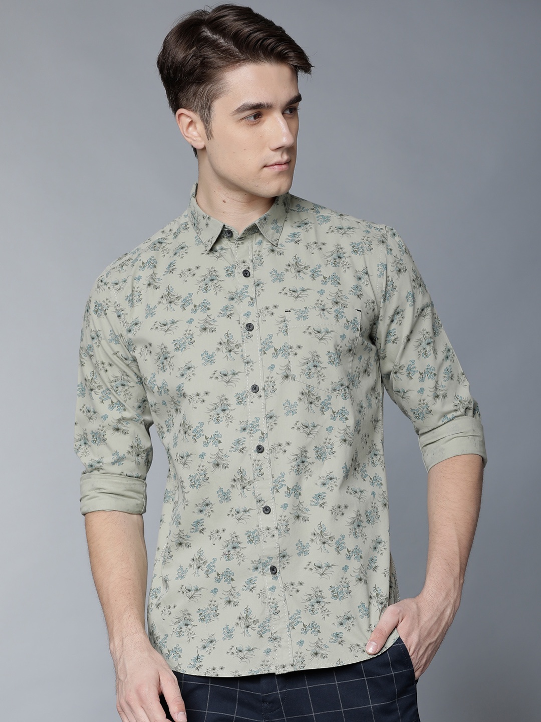 

LOCOMOTIVE Men Green Slim Fit Printed Casual Shirt