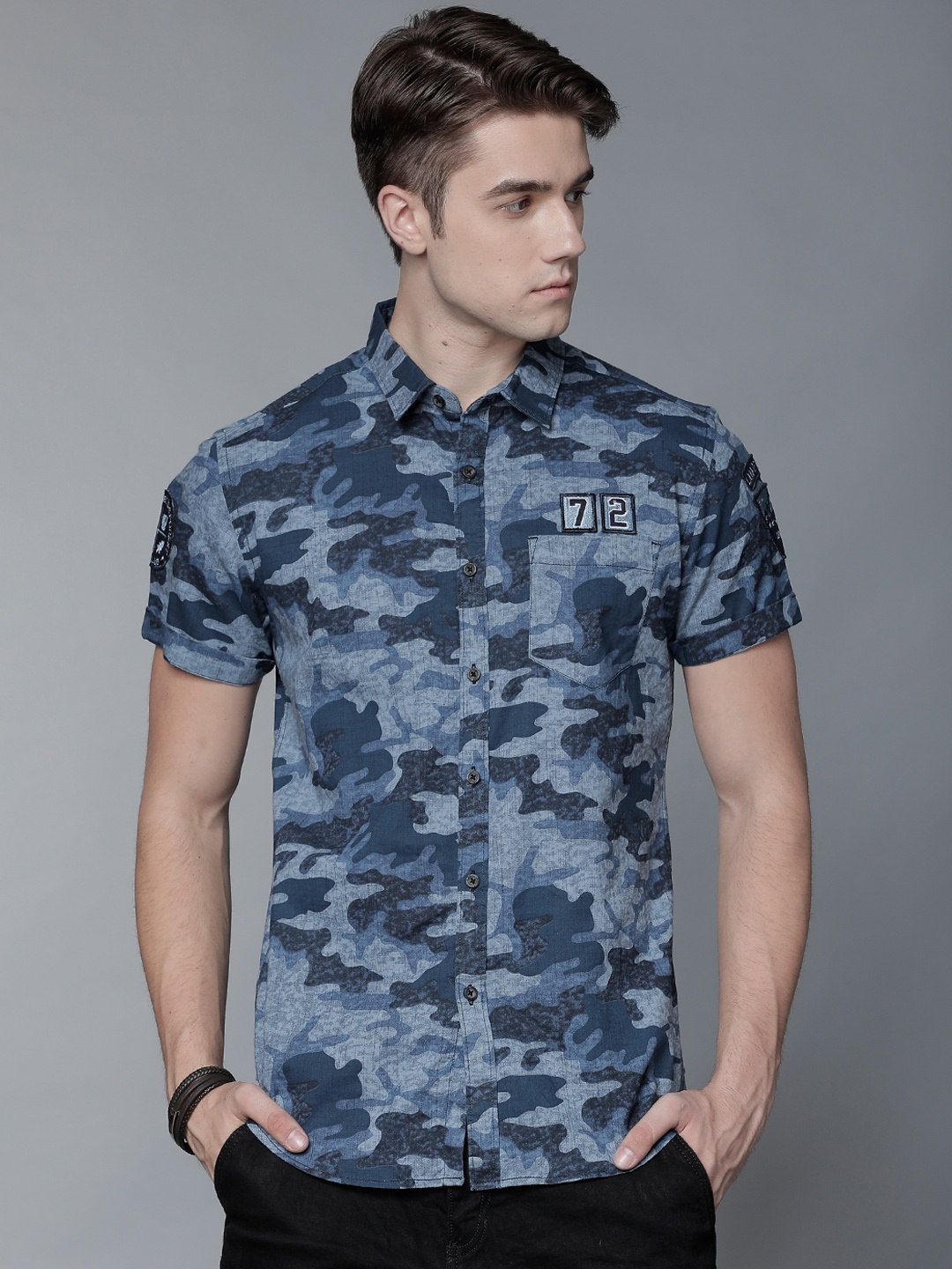

LOCOMOTIVE Men Navy Blue Slim Fit Printed Casual Shirt