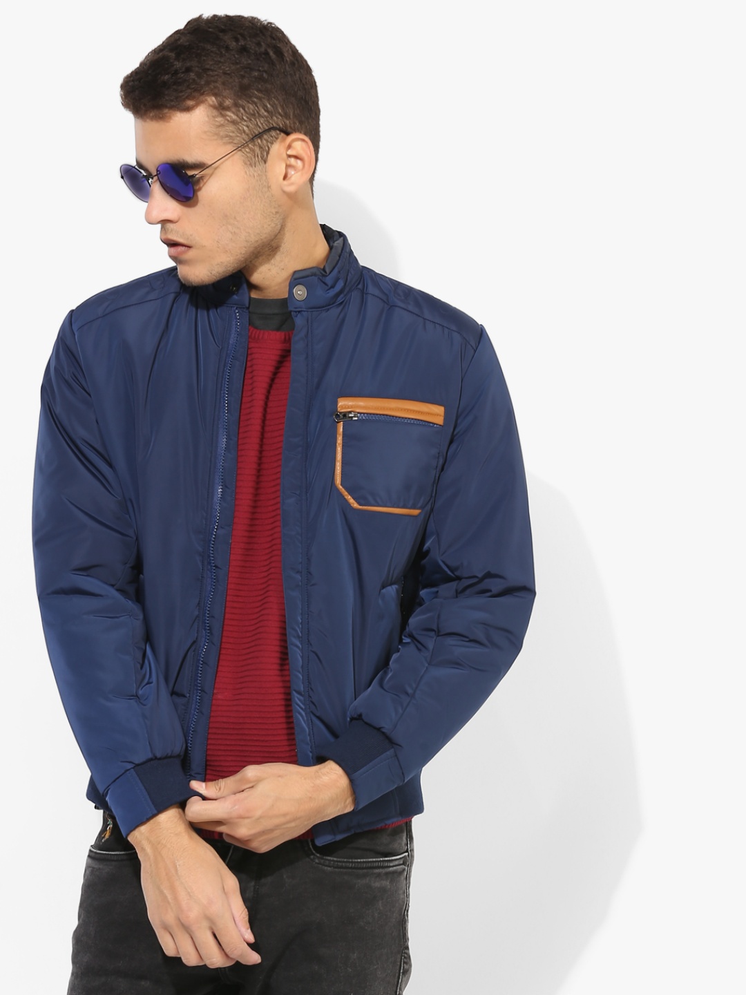 

Blue Solid Casual Tailored Jacket