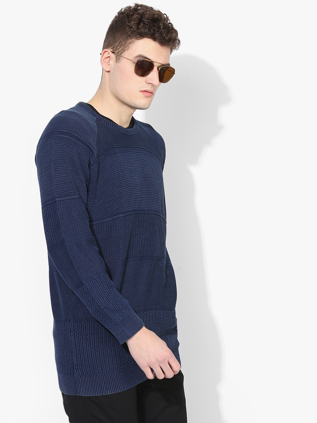 

V Dot Men Navy Blue Textured Round Neck Sweater