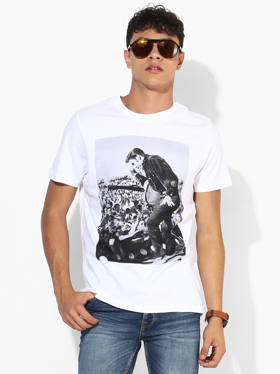 

White Printed Regular Fit Round Neck T-Shirt
