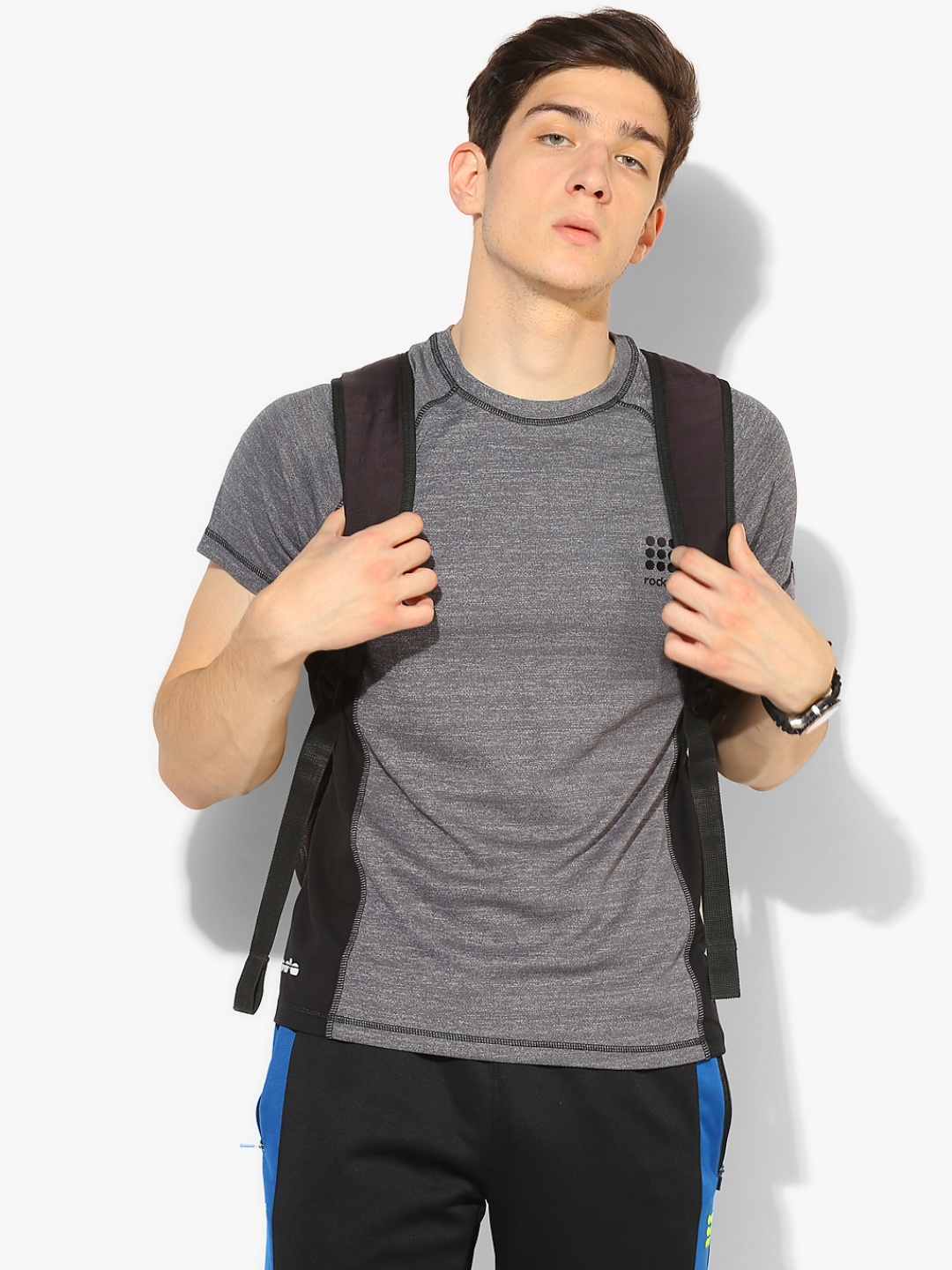 

Grey Textured Round Neck T-Shirt