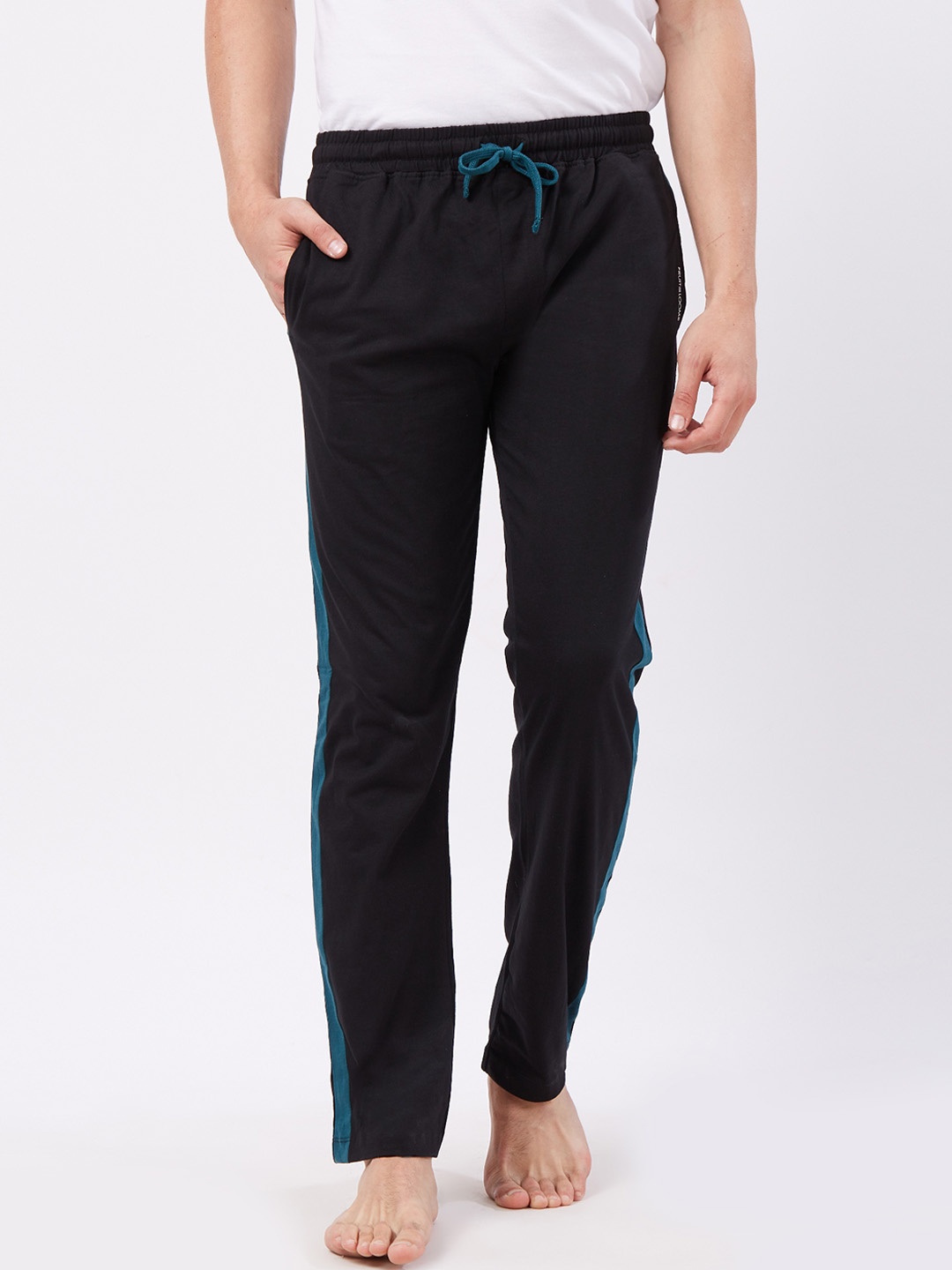 Fruit of the Loom Men Black Solid Lounge Pants MKP02-A1S1