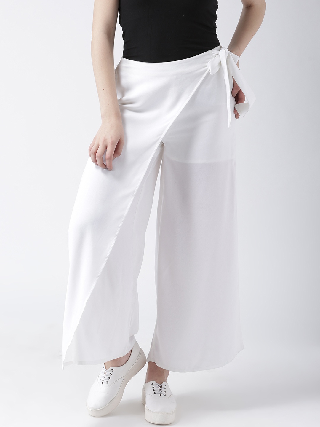 

DODO & MOA Women White Regular Fit Solid Trousers