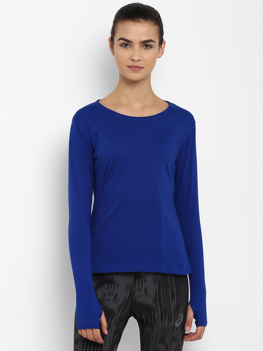 

appulse Women Blue Solid Round Neck Slim Fit T-shirt