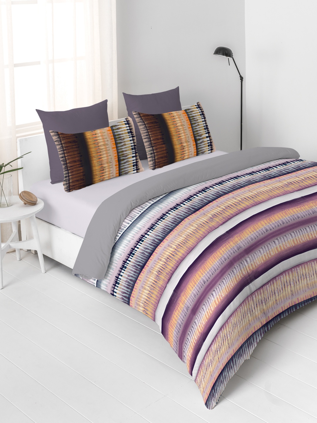 

DDecor Purple Abstract Flat 130 TC Cotton 1 Double Bedsheet with 2 Pillow Covers