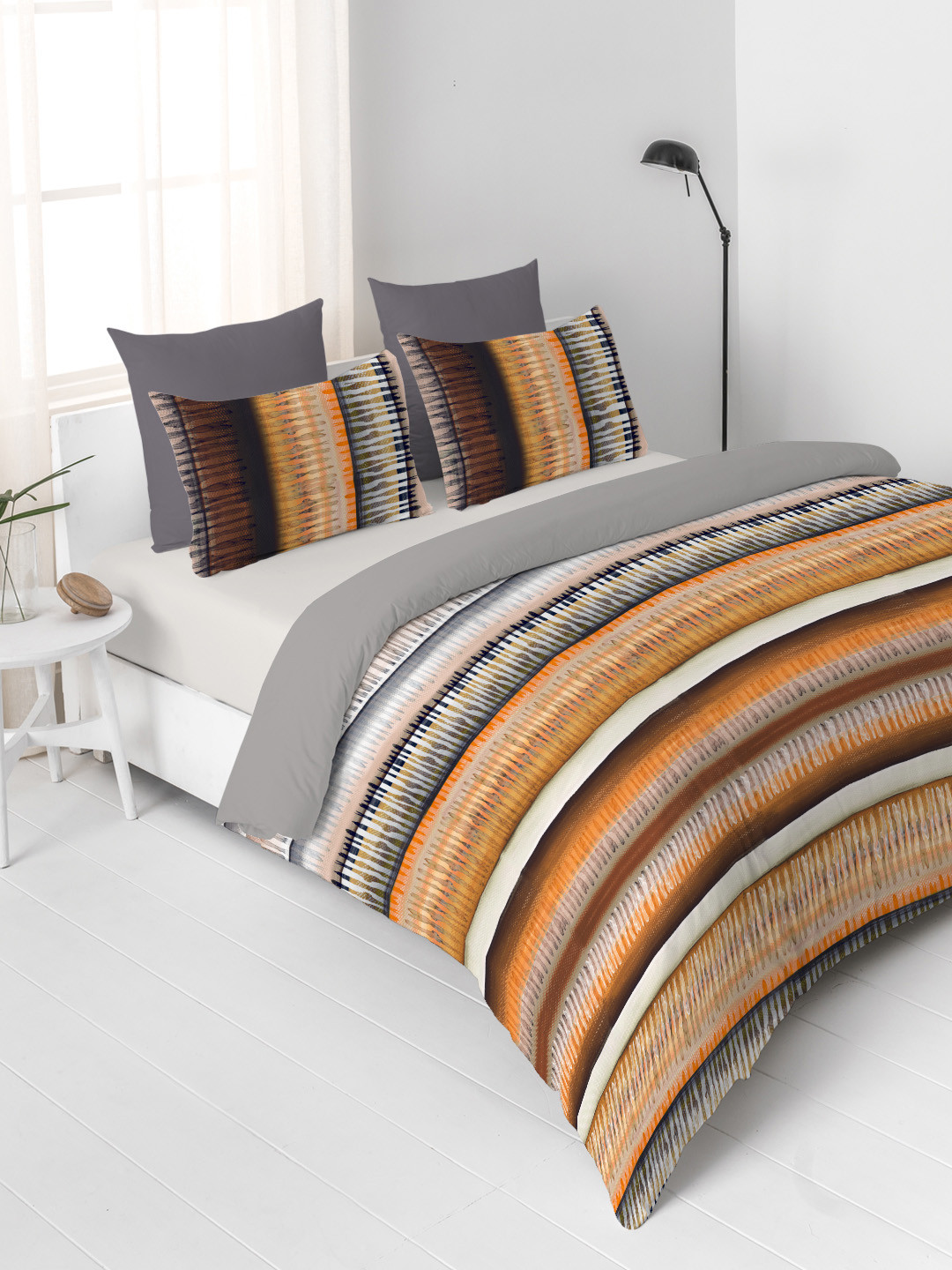 

DDecor Orange & Brown Abstract Flat 136 TC Cotton Bedsheet with 2 Pillow Covers