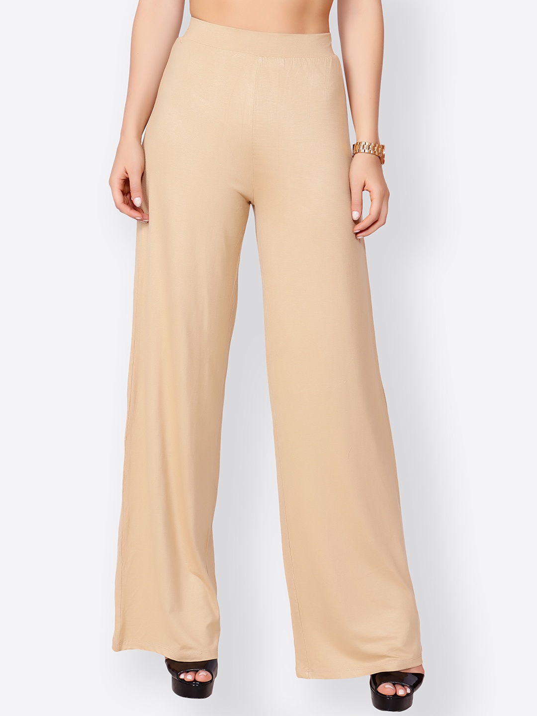 

SCORPIUS Women Beige Solid Straight Palazzos