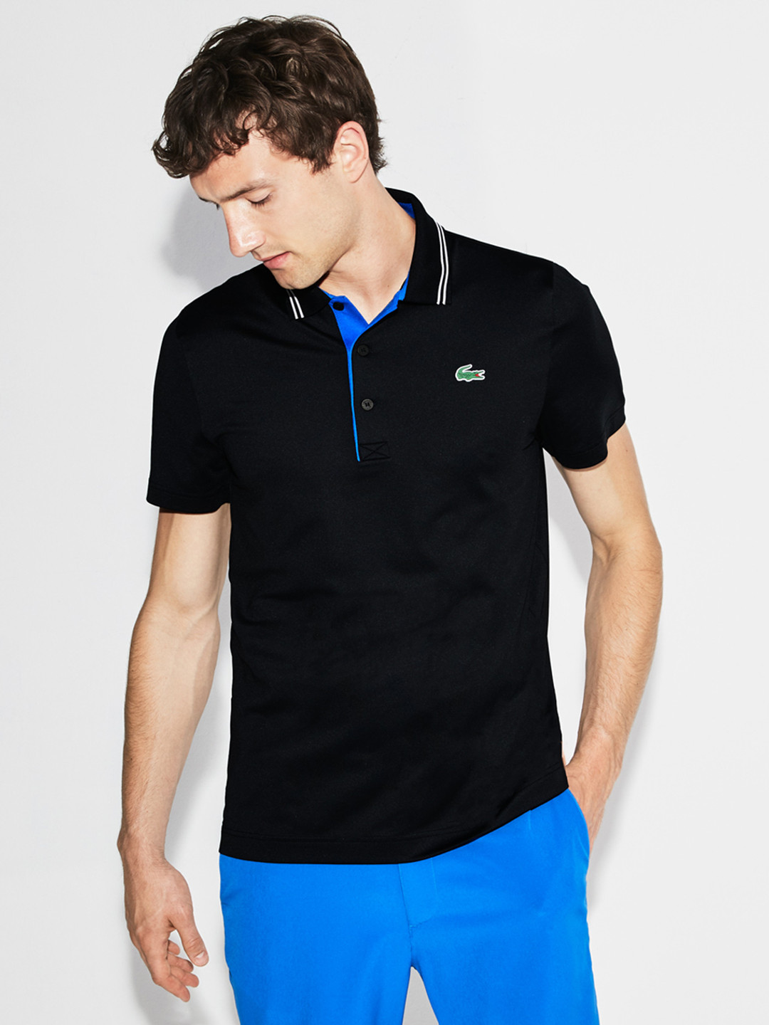 

Black Solid Regular Fit Polo T-shirt