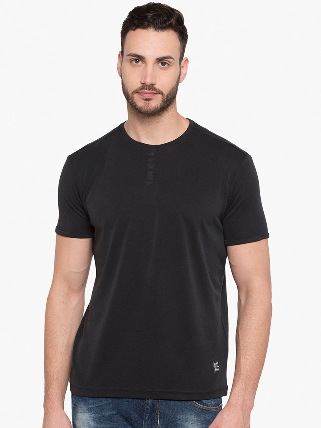

Status Quo Men Black Solid Round Neck Pure Cotton T-shirt