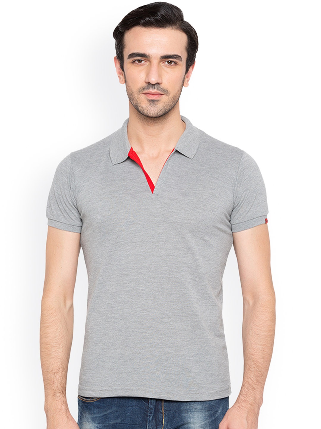 

Status Quo Men Grey Solid Polo Collar T-shirt