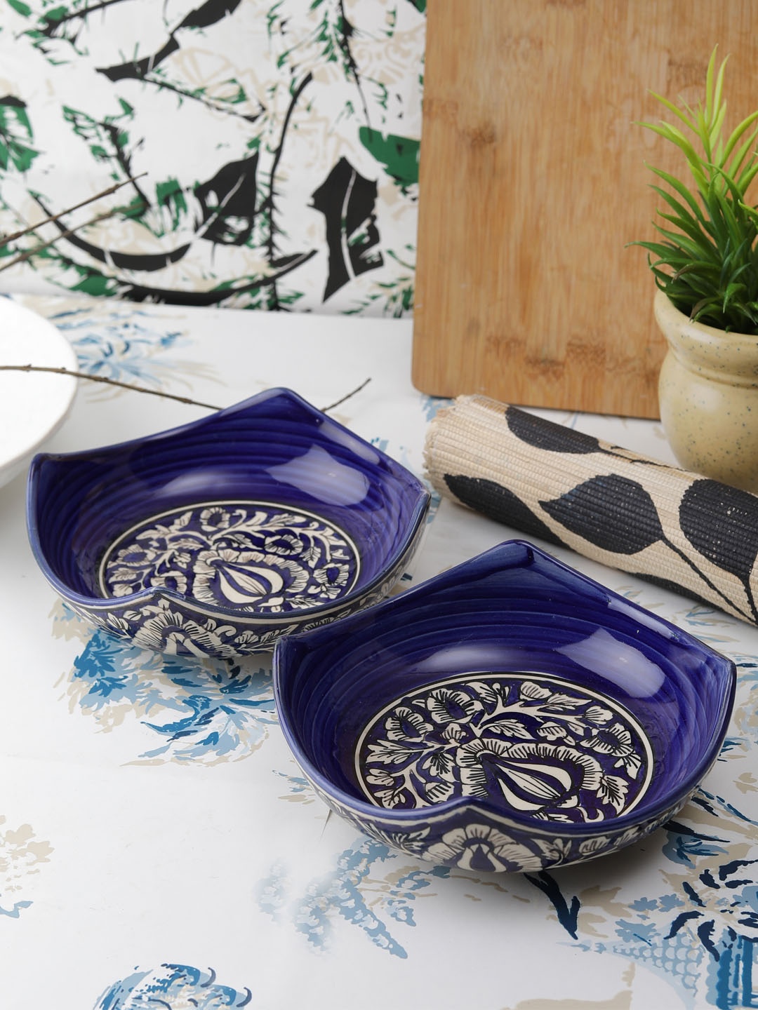 

VarEesha Set of 2 Blue Hand-Painted Mughal Ceramic Curved Serving Bowls