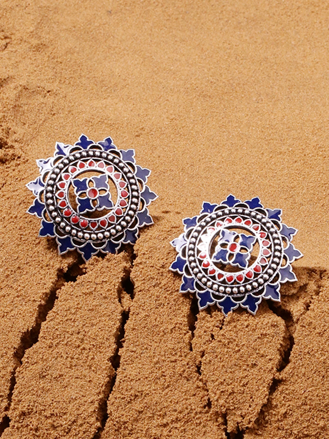 

Voylla Silver-Plated Floral Oxidised Studs