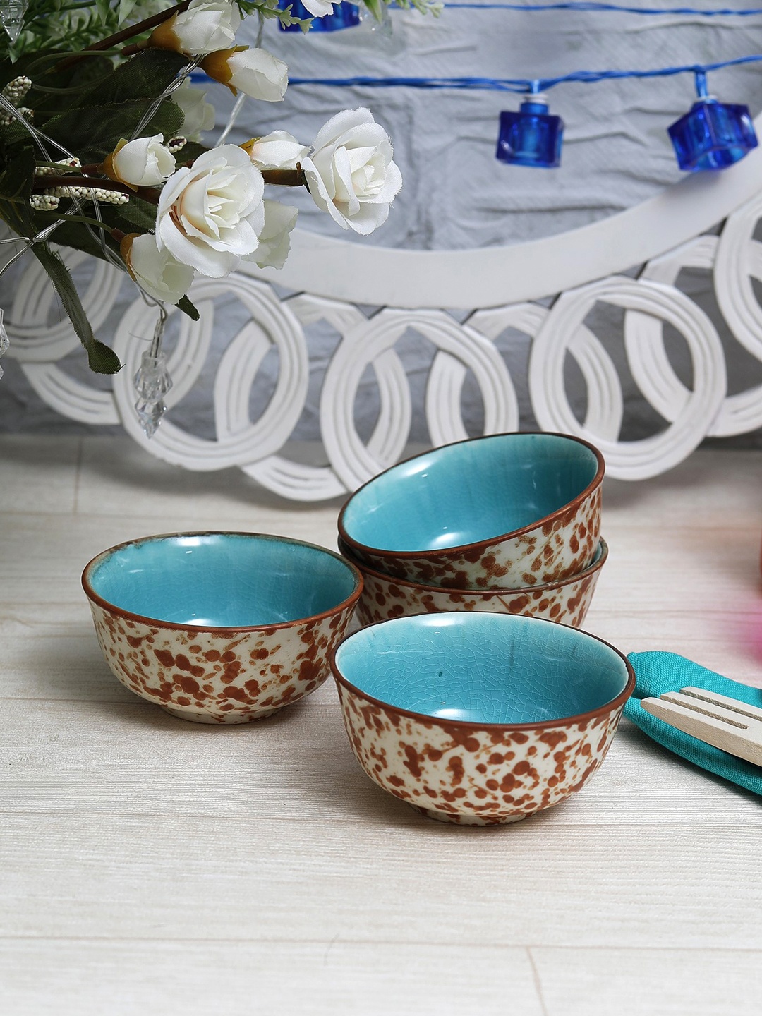 VarEesha Set of 4 Sea Green Hand-Painted Ceramic Bowls