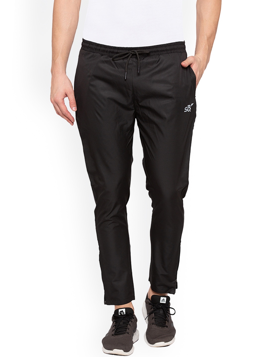 

Status Quo Men Black Solid Track Pants
