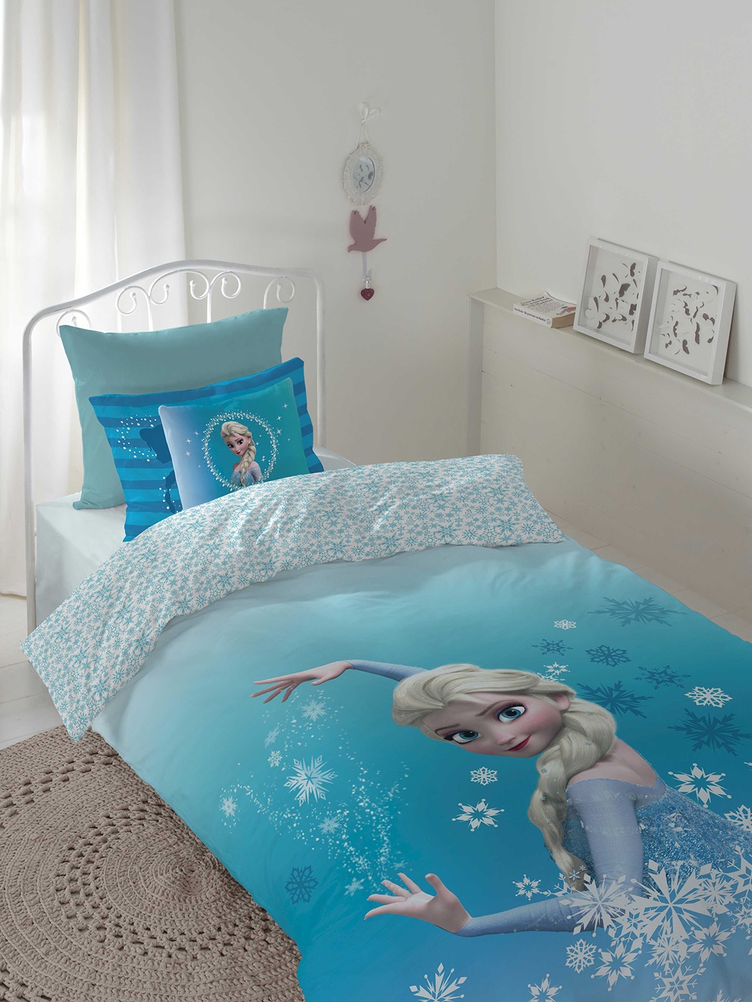 

DDecor Blue Cartoon Characters Mild Winter 150 GSM Double Bed Comforter
