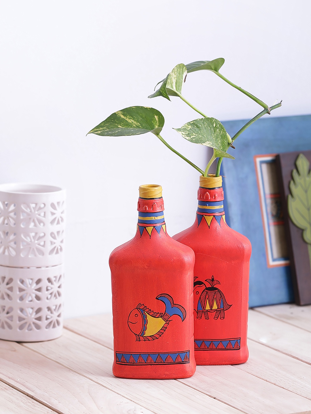

VarEesha Set of 2 Red Hand-Painted Madhubani Terracotta Vases