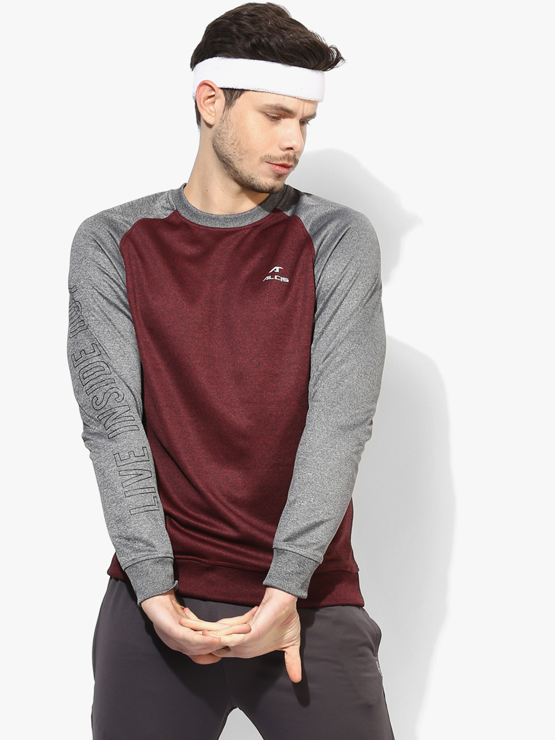 

Maroon Self Design Sweatshirt