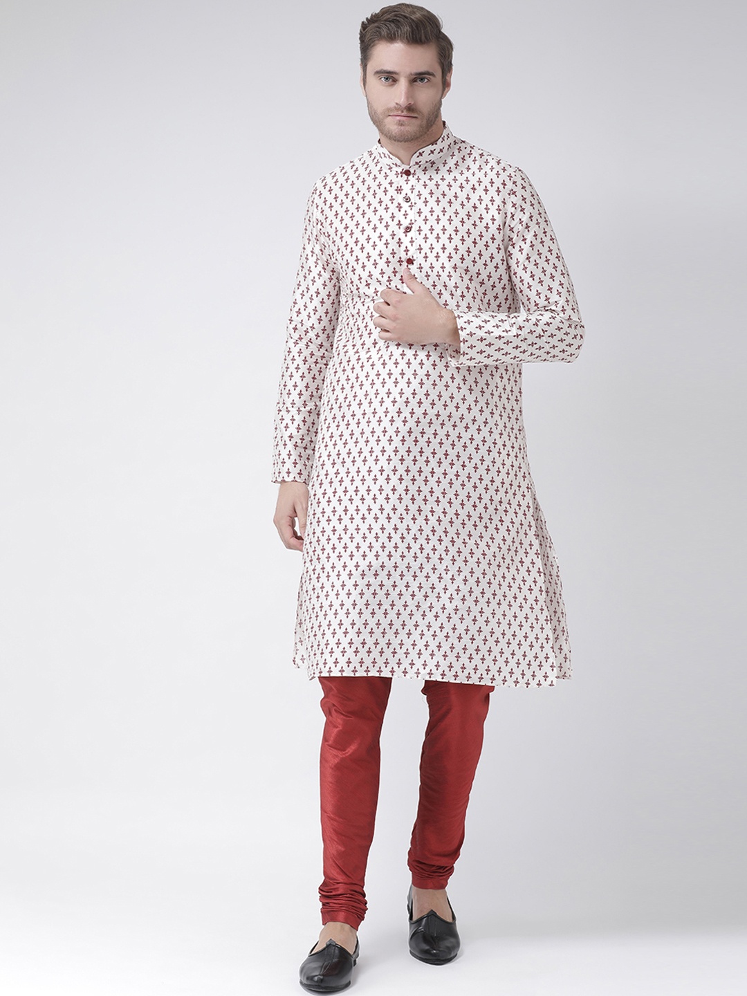 

DEYANN Men Off-White & Maroon Printed Kurta with Churidar