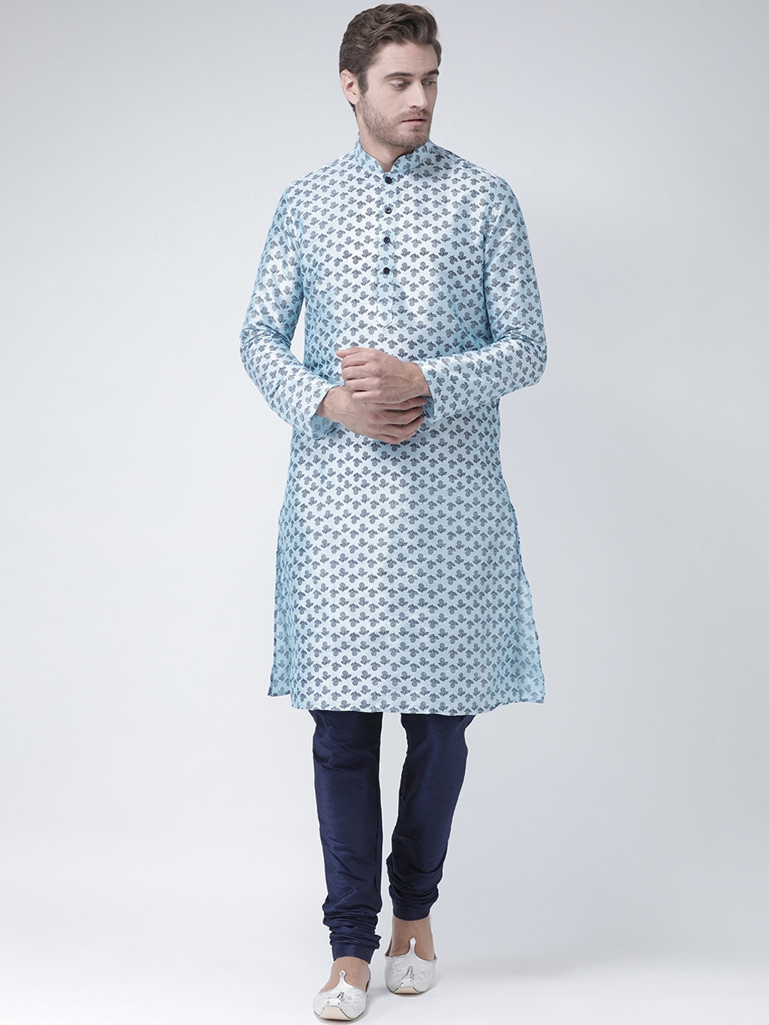 

DEYANN Men Blue Printed Kurta with Churidar