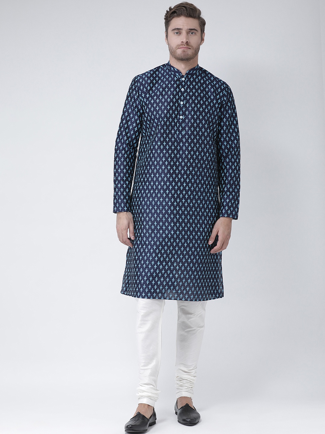 

DEYANN Men Navy Blue & Off-White Printed Kurta with Churidar