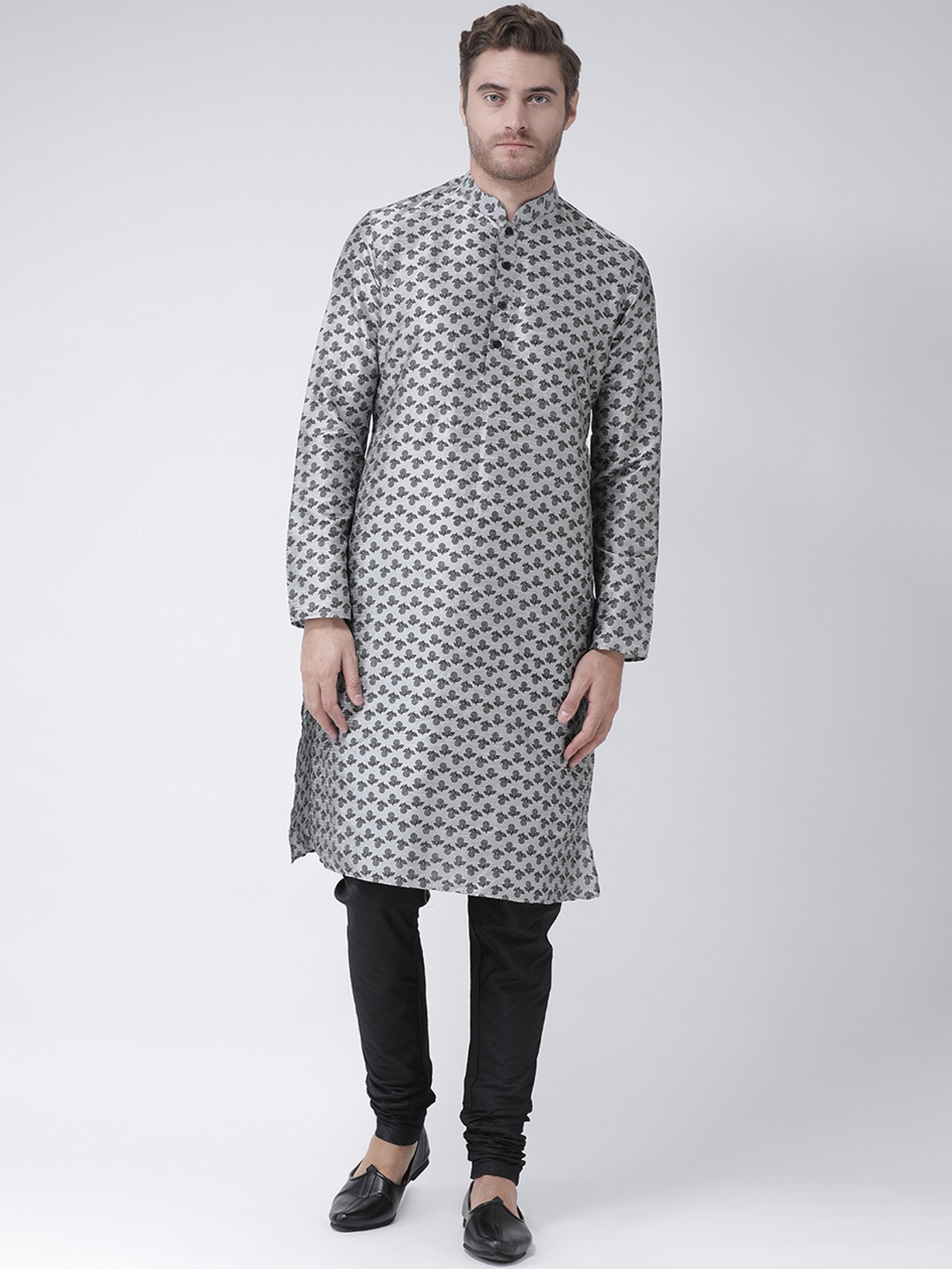 

DEYANN Men Grey & Black Printed Kurta with Churidar