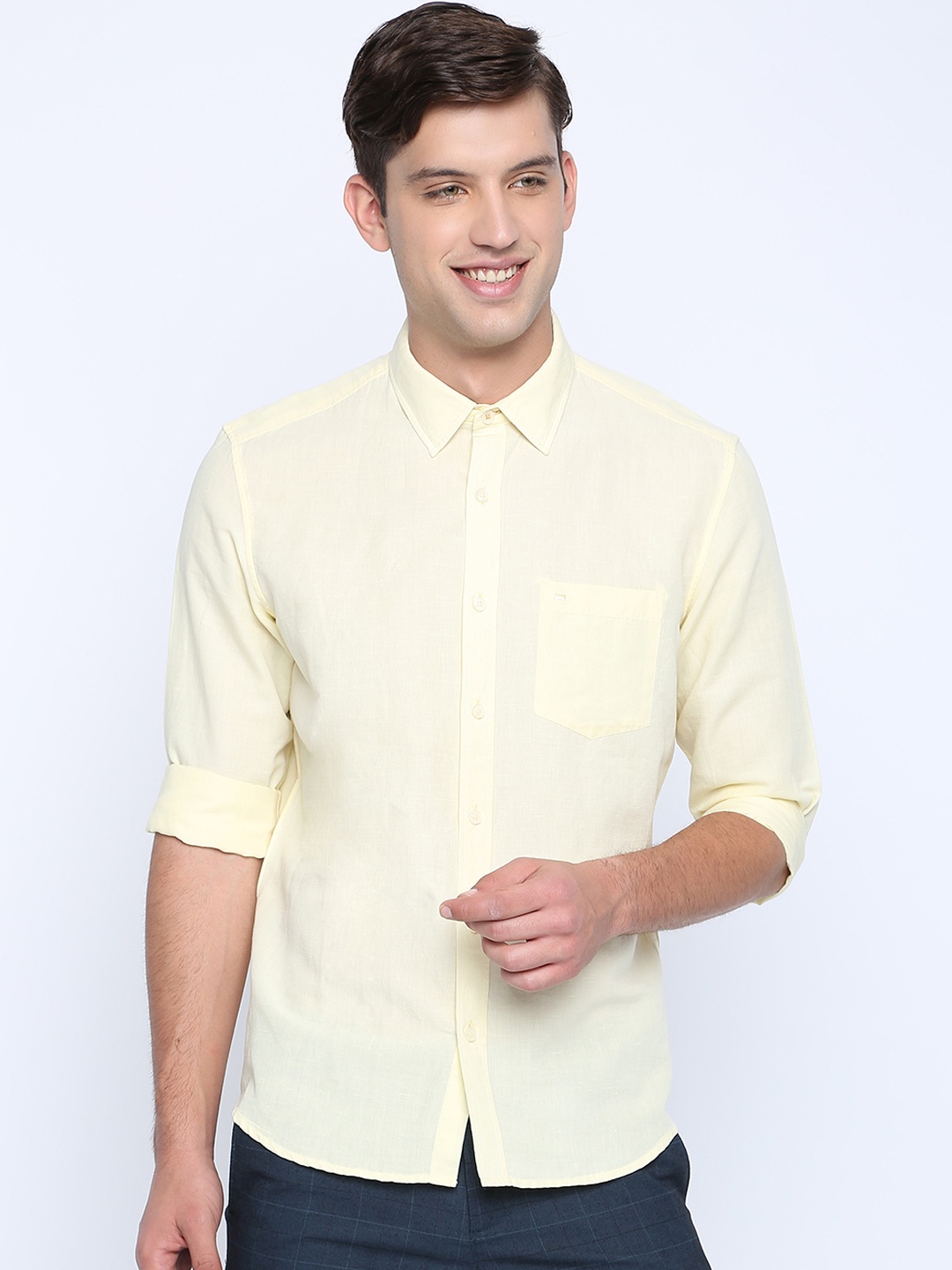 

Basics Men Yellow Slim Fit Solid Casual Shirt
