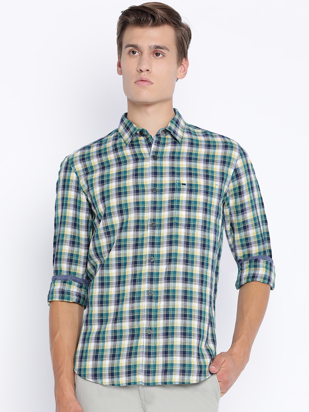 Basics Men Green & Off-White Slim Fit Checked Casual Shirt
